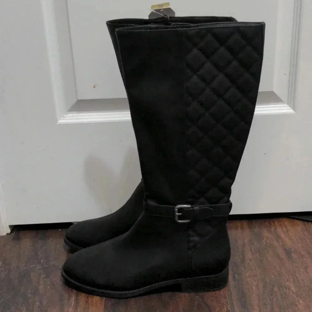 Time and Tru Women's Quilted Riding Boot